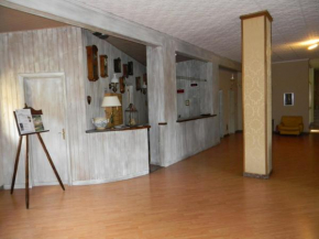 Отель Hotel Valdirose  Чивителла Альфеденья